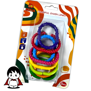 مجموعه 8 عددی اسباب بازی زنجیره هوگر, نوزاد در حال بازی با حلقه‌های رنگی هوگر, استفاده از زنجیره هوگر به عنوان آویز کالسکه, بافت‌های برجسته روی حلقه‌های دندانگیر هوگر, حلقه‌های متصل شده زنجیره اسباب بازی هوگر